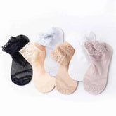 Shallow Transparent Lace Invisible Socks Non Slip Design