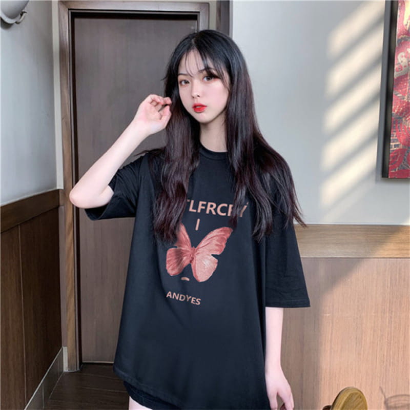 Butterfly Pink Oversize T-Shirt