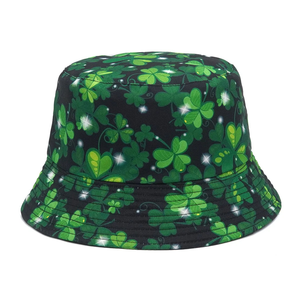 Reversible bucket hats with Turkish Eye print Clover