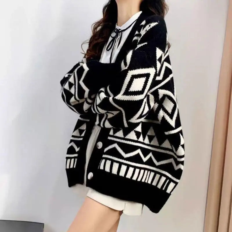 Retro Geometric Diamond Shaped Loose Button Up Cardigan