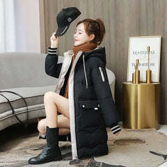 Cozy Hooded Long Parka for Autumn/Winter