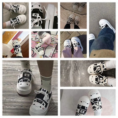 Zapatillas de plataforma monas estilo kawaii con estampado de patas en rosa y blanco