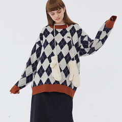 Round Neck Geometric Sweater