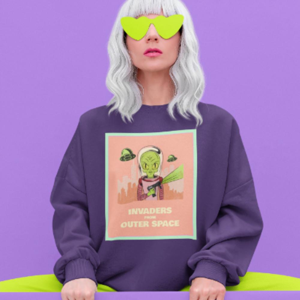 Alien Aesthetic Heavy Blend Space Sweatshirt mit Rundhalsausschnitt - UrbanWearOutsiders SWEATSHIRT