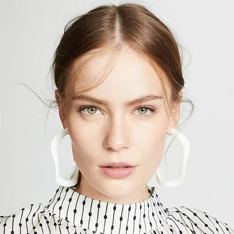 Acrylic C Hoop Irregular Shape Earrings - White - Earring
