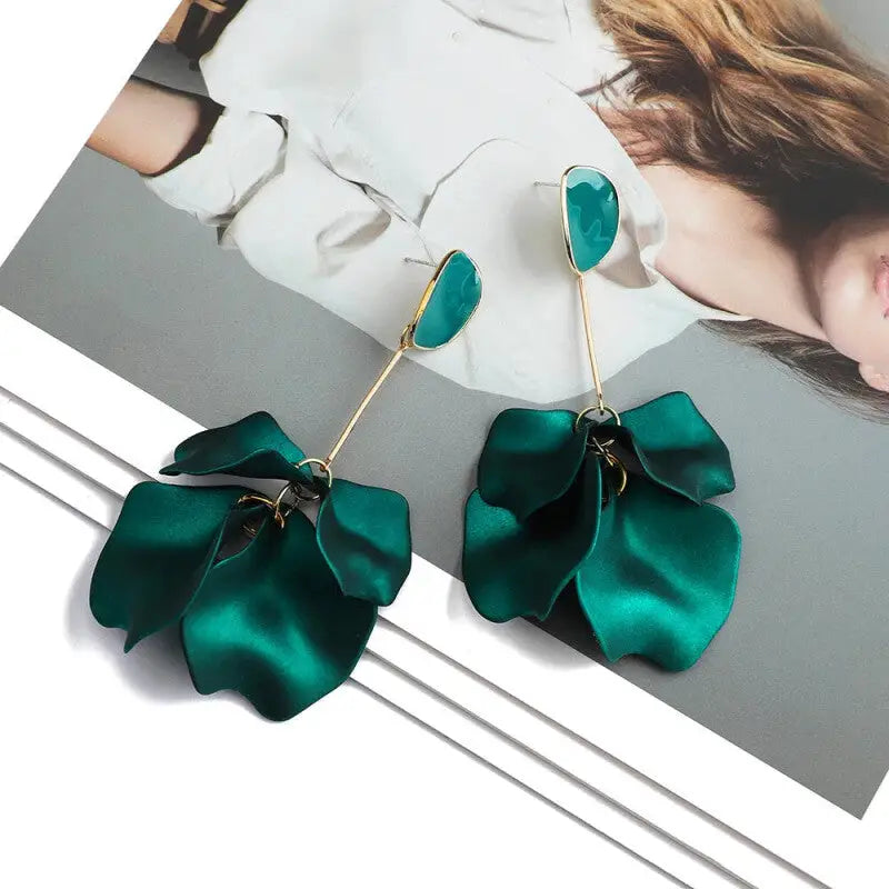Acrylic Flower Petals Long Dangle Earrings - Dark Green