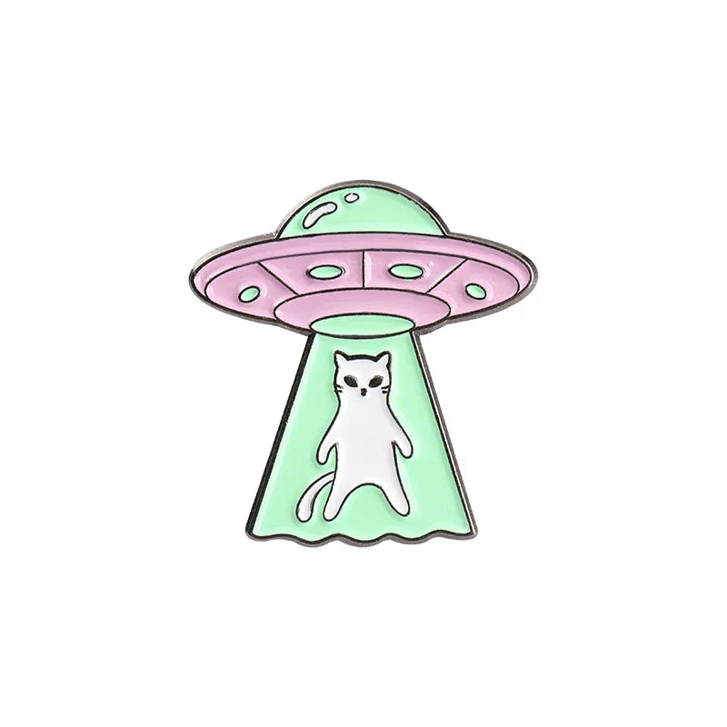 Alien Cat Lapel Badge with Moon Spaceship Design