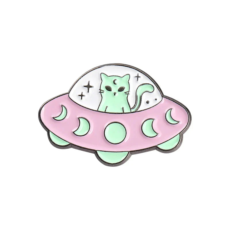 Alien Cat Lapel Badge with Moon Spaceship Design