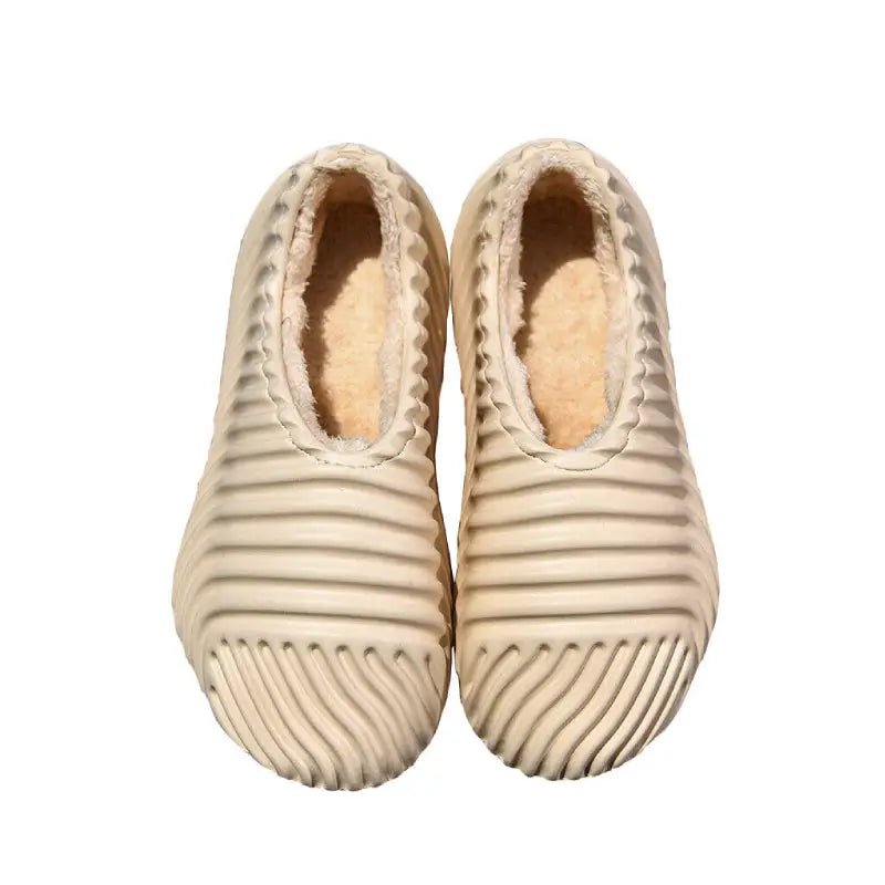 Alien Slip On Fur Shoes Lightweight Waterproof Euro Size