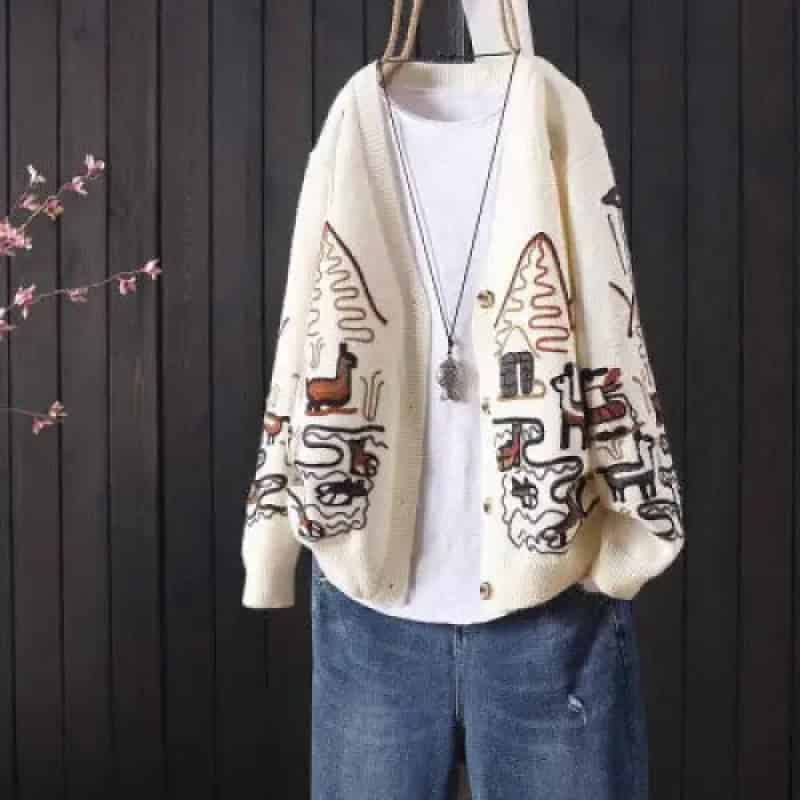 Alpaca Embroidery Loose V-Neck Long Sleeved Cardigan