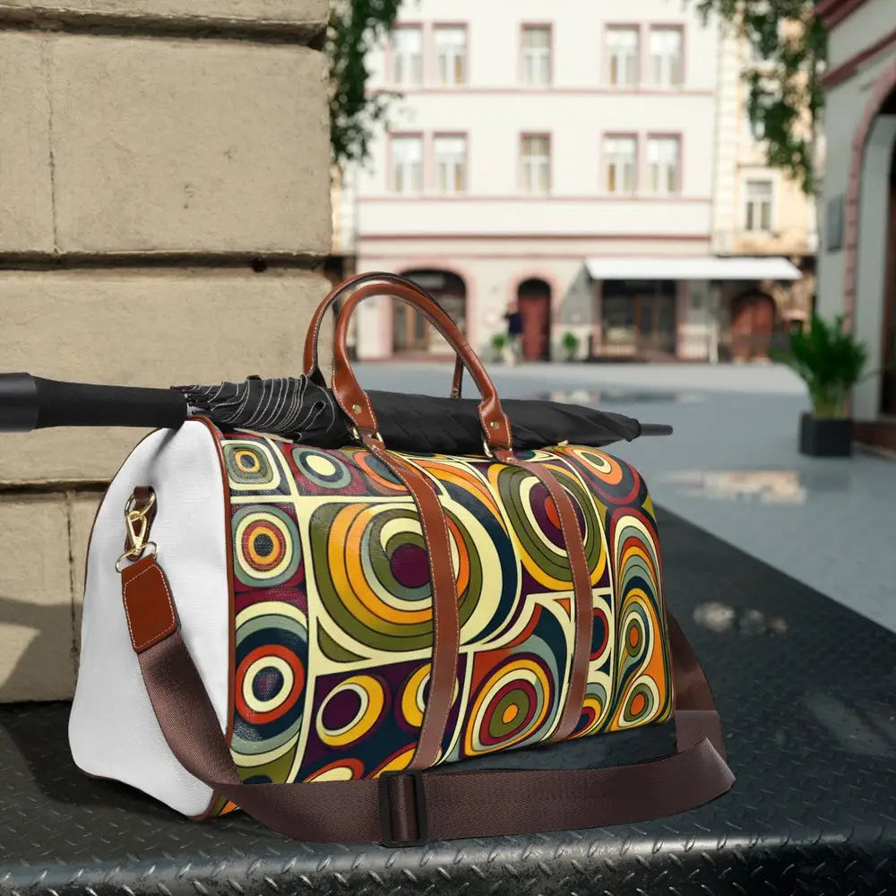 Area Travel Bag with Captivatingly Retro Pattern 20’’ x
