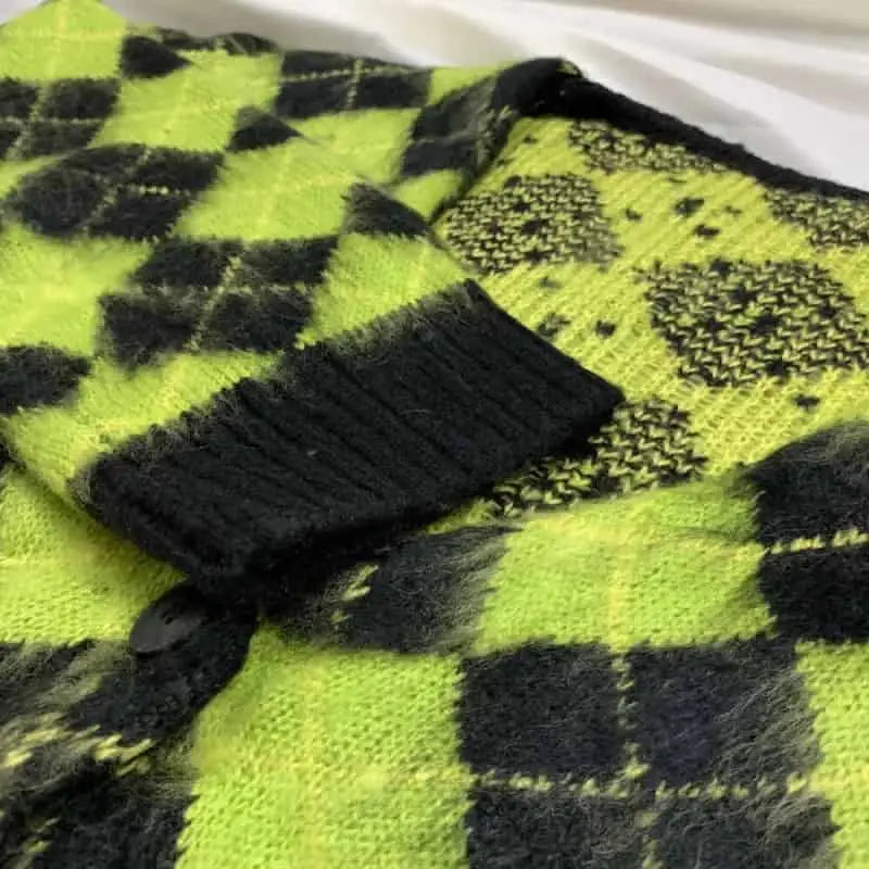 Argyle Pattern Knitted Cardigan Sweater for Men and Women