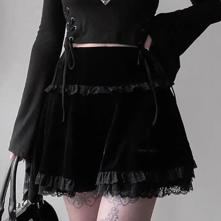 Black Velvet High Waisted Lace Mini Skirt / S