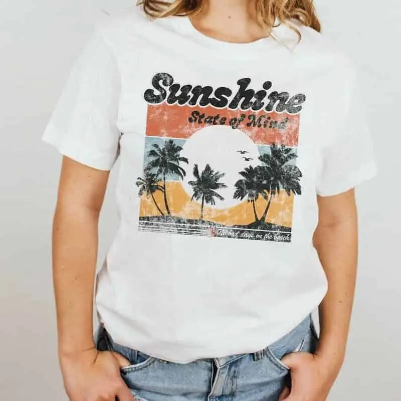 Casual Graphic T-shirt - White-SunshineState / XS - Shirts