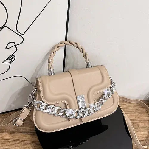 Chain And Closing Cute Quilted Bag - Khaki / 13cmx25cmx8cm