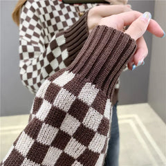 Chess Pattern Knitting Round Neck Sweater
