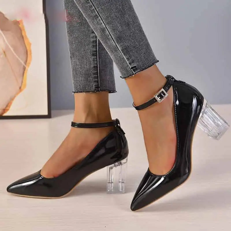 Chunky Heel Shoes with Thin Toe and Chain