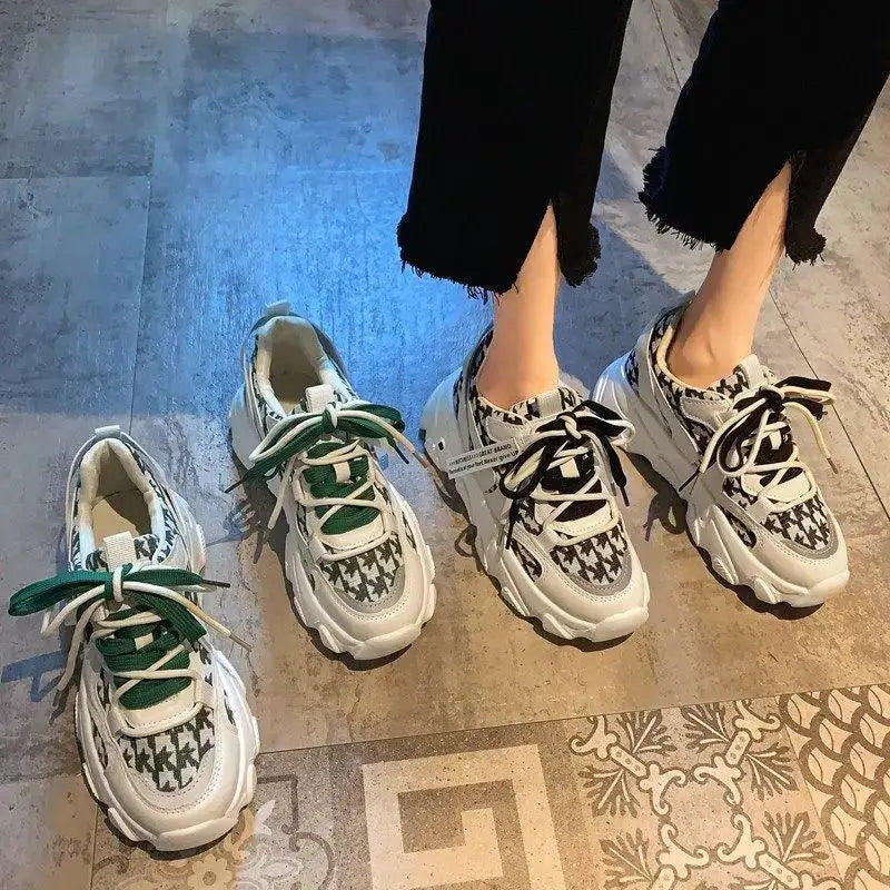Color Lace-Up Casual Sports Sneakers