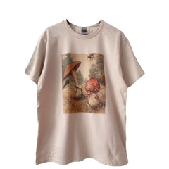 Mushrooms and Bees Vintage T-Shirt - G / XS