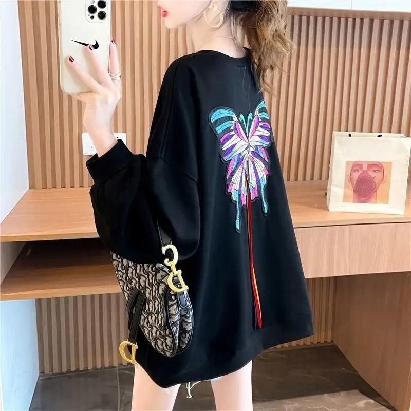 Cotton Butterfly 3D Graphic Crewneck Oversized Sweatshirt