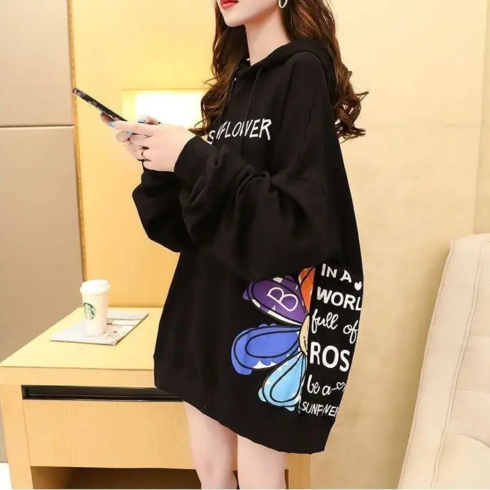 Cotton Butterfly 3D Graphic Crewneck Oversized Sweatshirt