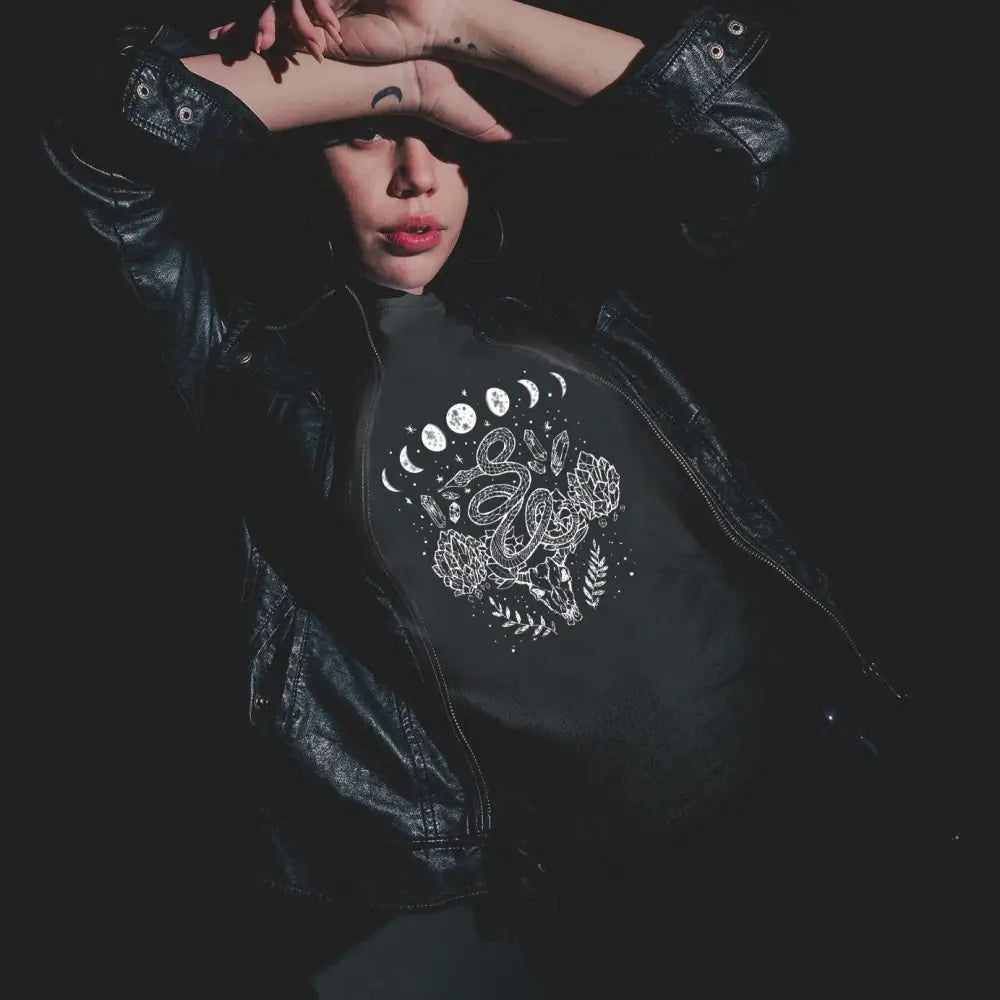 Cotton Polyester O Neck Shirt with Moon Phases Snakes Design