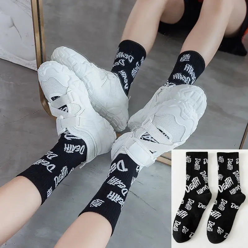 Cotton Socks One Size Coolest Style Alphabet / Black