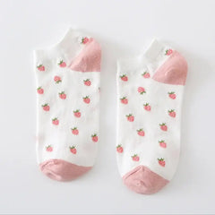 Cotton Style Socks With Strawberries and Flowers - Short