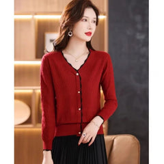 Elegante Bluse mit Spitzenschleife und eckigem Kragen