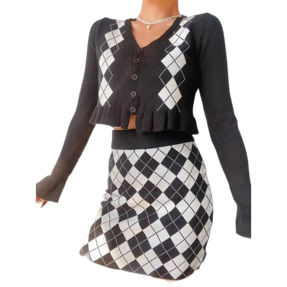 Diamon Plaid V-Neck Sweater and Skirt Set Black / M