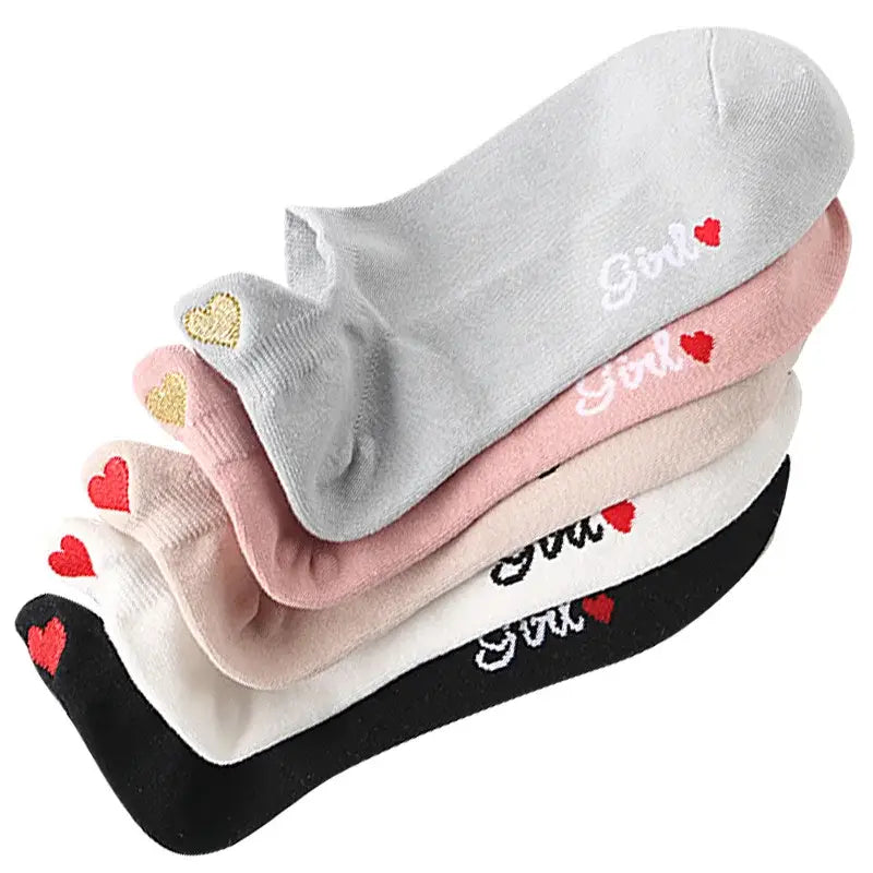 Embroidery Short Ankle Socks Breathable and Absorbent