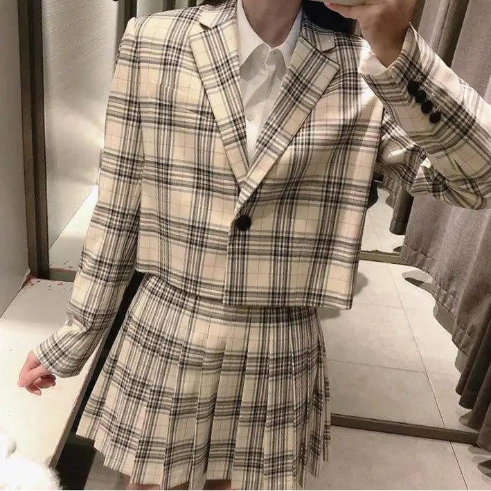 Fashion Plaid Blazer Jackets and Mini Skirt Set for Women