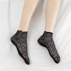 Floral Lace Mesh Cotton Non Slip Socks 01 Black