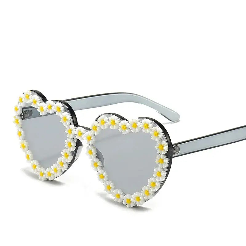 Flower Heart Shaped Sunglasses Plastic Frame 72mm Gray