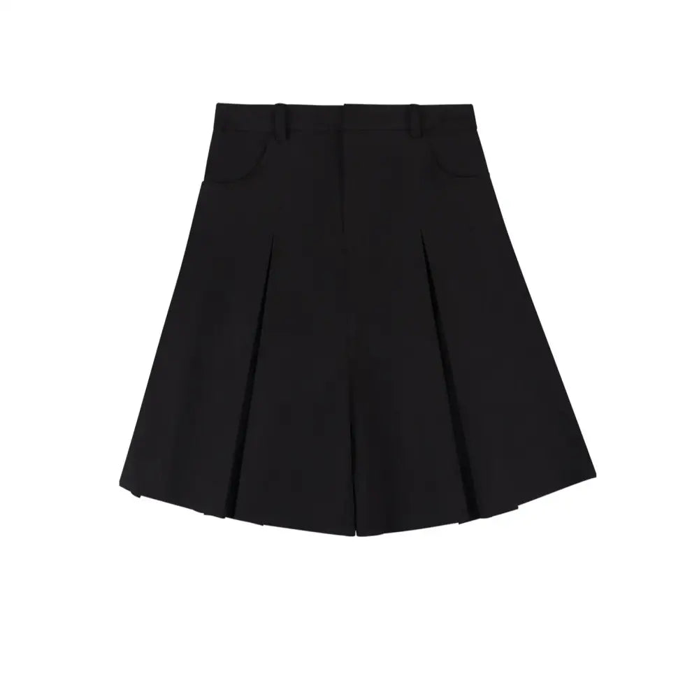 Four-Quarter With Combined Pleats Skirt