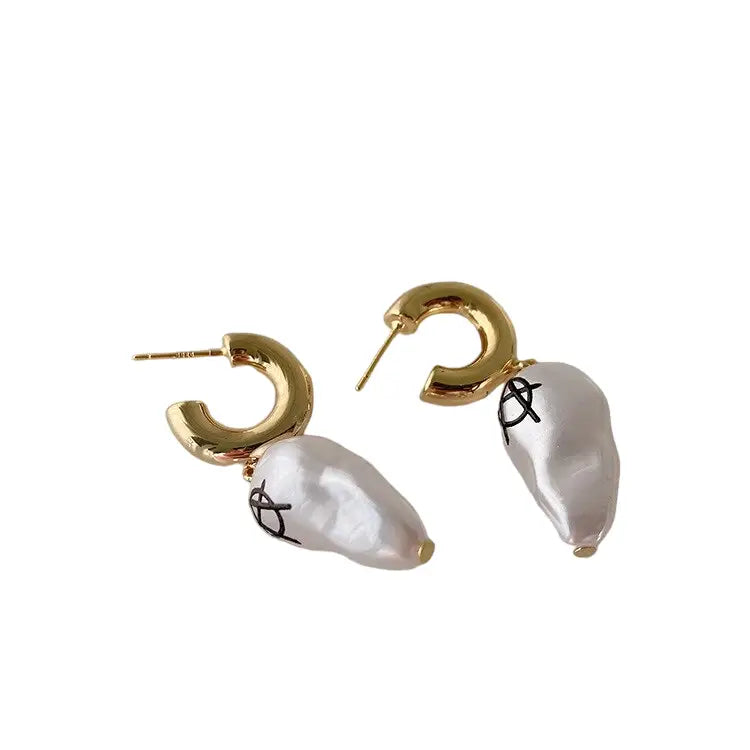 Fresh Pearl Earrings