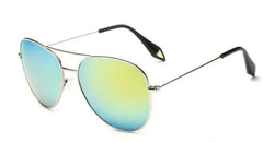 Gold frame aviator sunglasses with mirrored lens detail showcasing classic pilot design craftsmanship