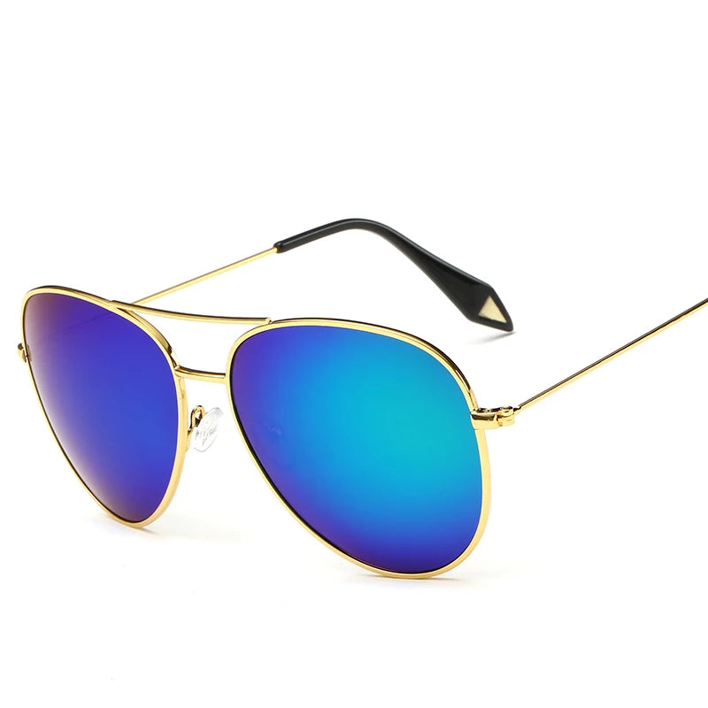 Gold frame aviator sunglasses with mirrored lens detail showcasing classic pilot design and reflective coating