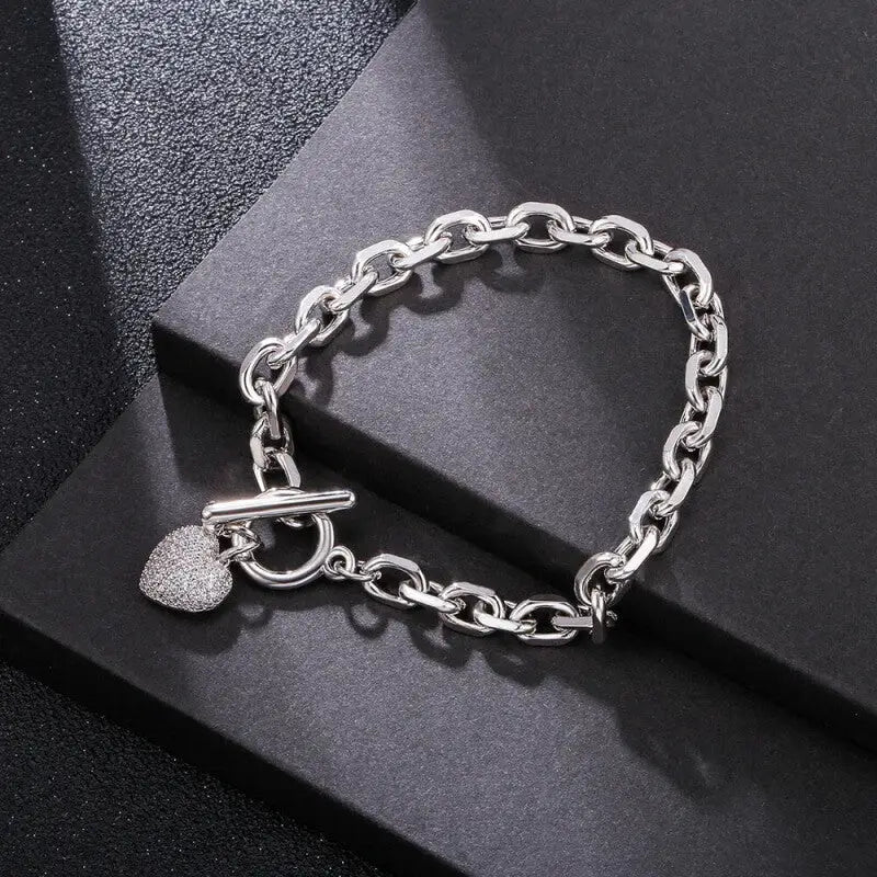 Gold Heart Charm Link Chain Bracelet