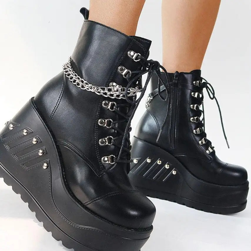 Goth Platform Fashion High Heels Sneaker - black matte
