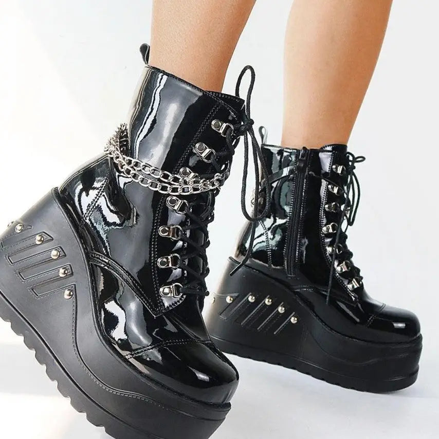 Goth Platform Fashion High Heels Sneaker - black patent