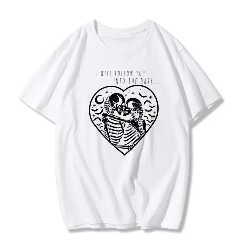 Gothic Skeleton Kiss Hearth T-Shirt