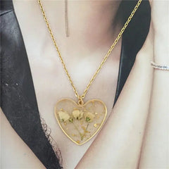 Heart Dry Flower Necklace with Real Dried Flowers Gold