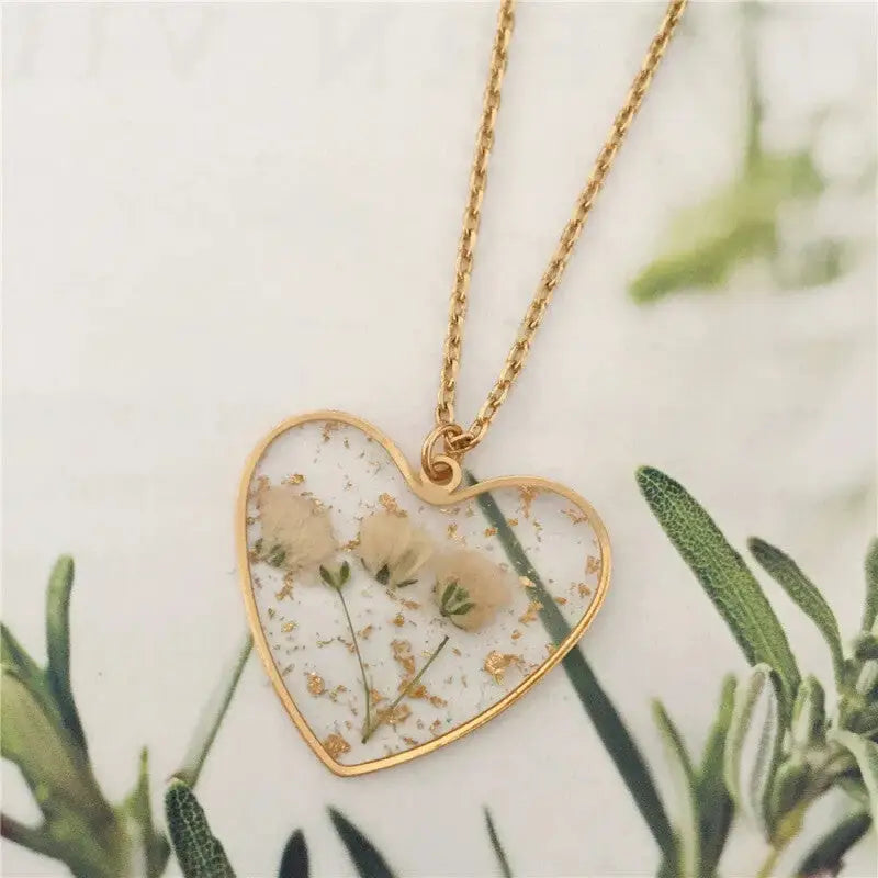 Heart Dry Flower Necklace with Real Dried Flowers Gold