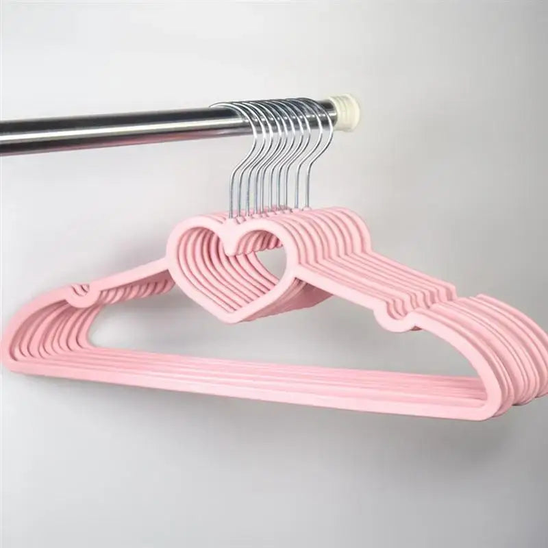 Heart Pattern Durable Clothes Hanger for Closet Organization