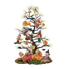 Beleuchteter Snoopy-Halloween-Baum beleuchtet