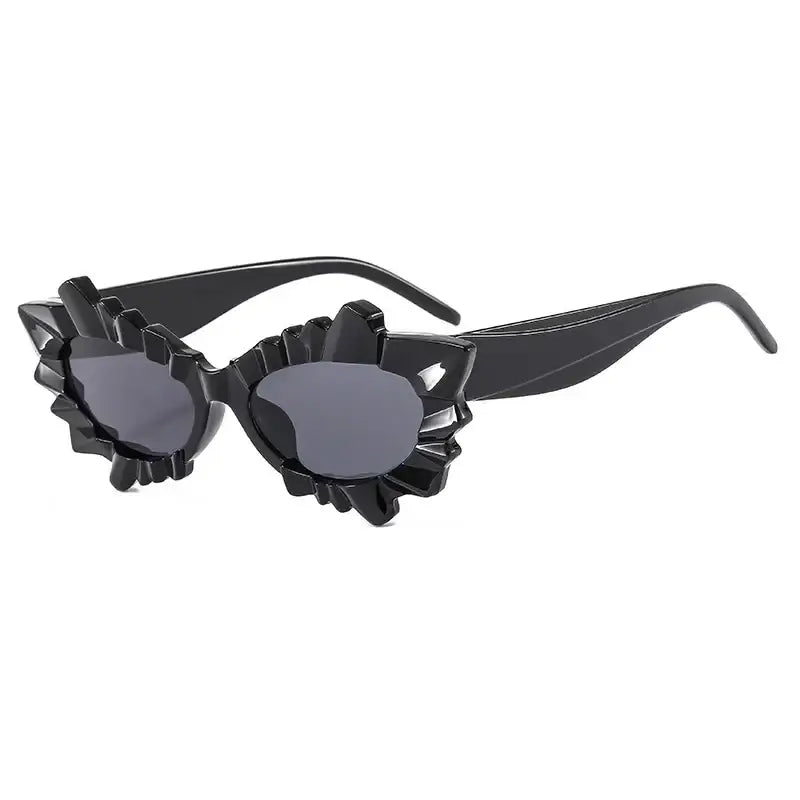 Irregular Eye Gradient Sunglasses - Black