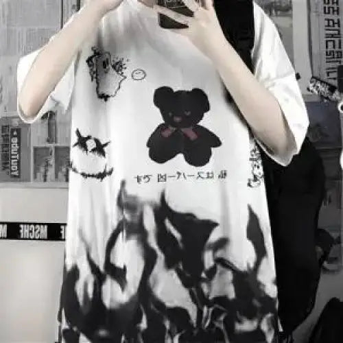 Japanese Harajuku Bear Loose Oversized T-Shirt - Black. / M