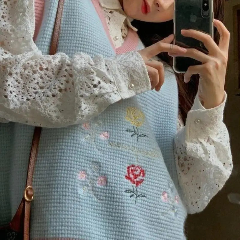 Kawaii Flowers V-neck Knitting Vest