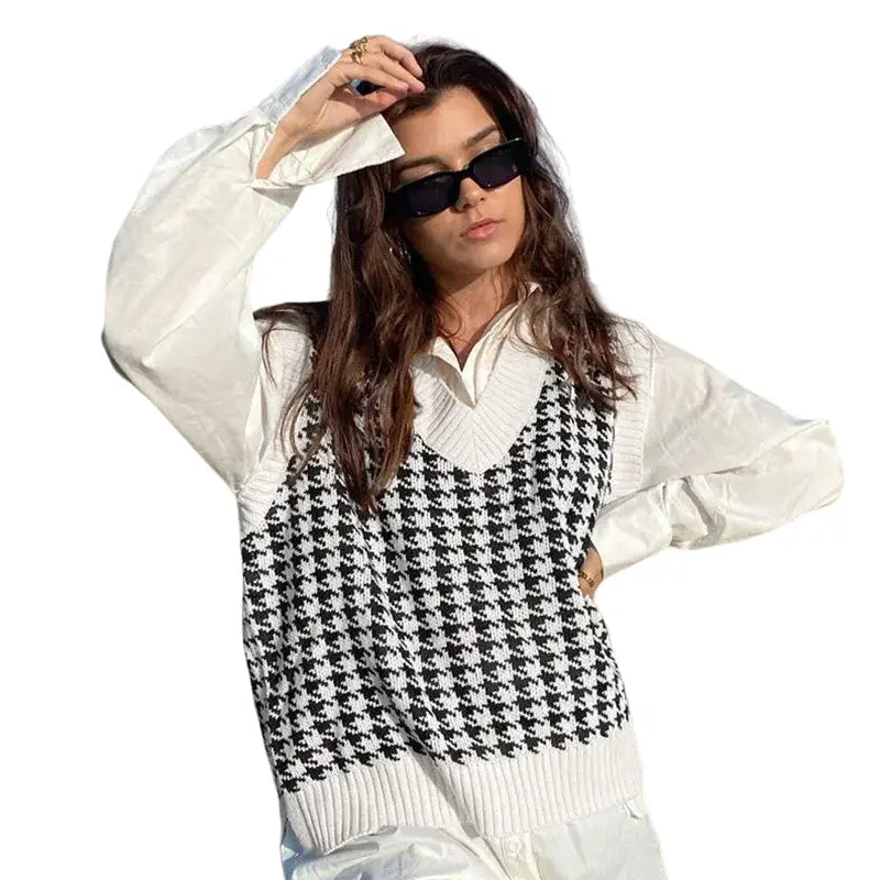 Knit Oversized Sweater Vest for Layering White Black / S